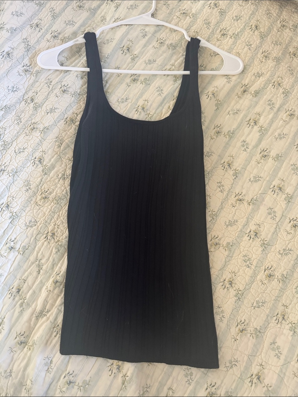 Banana Republic Black Ribbed Scoop Tank